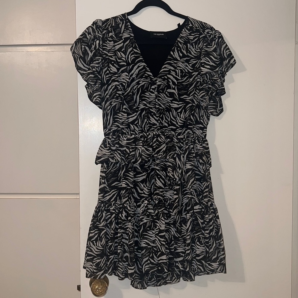 KOOPLES SIZE 2 FITS LIKE A SIZE MEDIUM ZEBRA PRINT RUFFLE DRESS